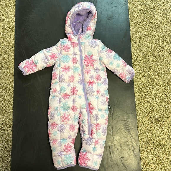 Spyder Other - EUC Spyder 1-piece snow suit sz 9m-12m